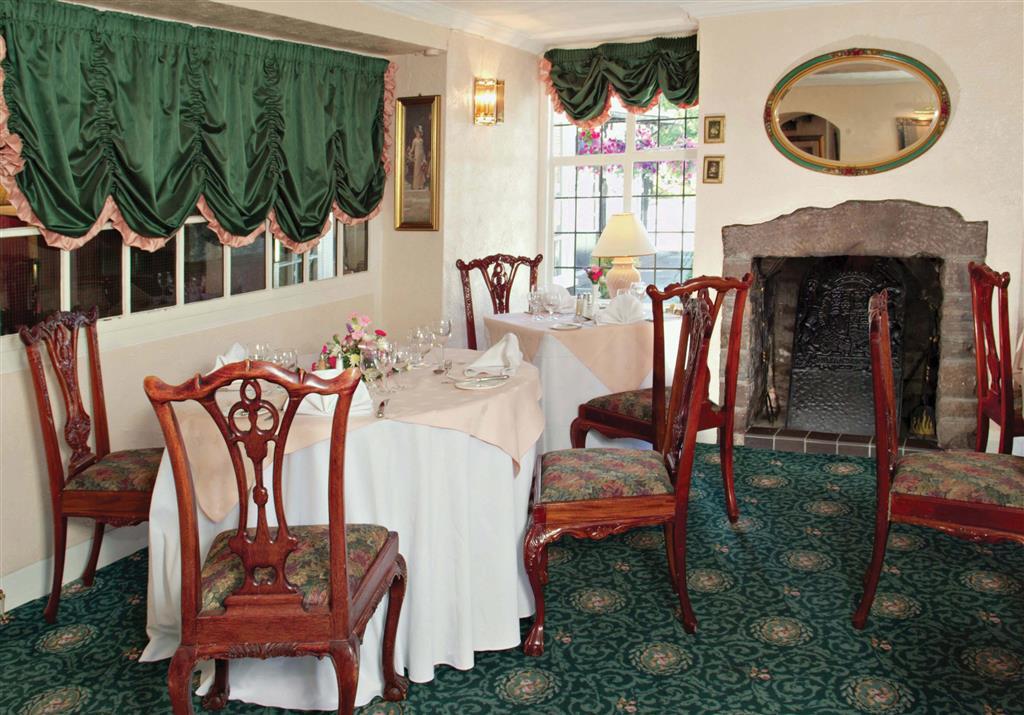 Royal George Hotel ティンターン レストラン 写真
